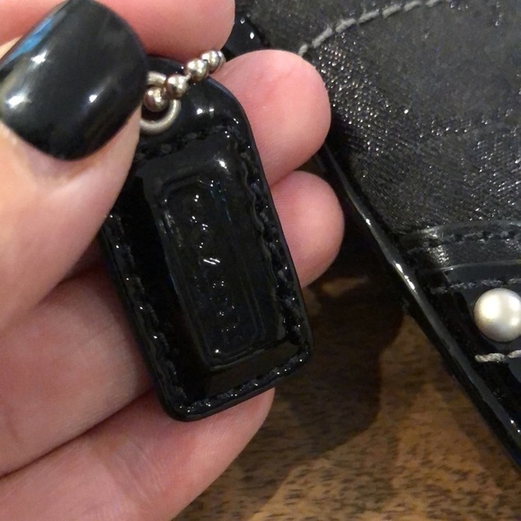 Coach Vintage Black Signature Studded Wristlet - Picture 2 of 7
